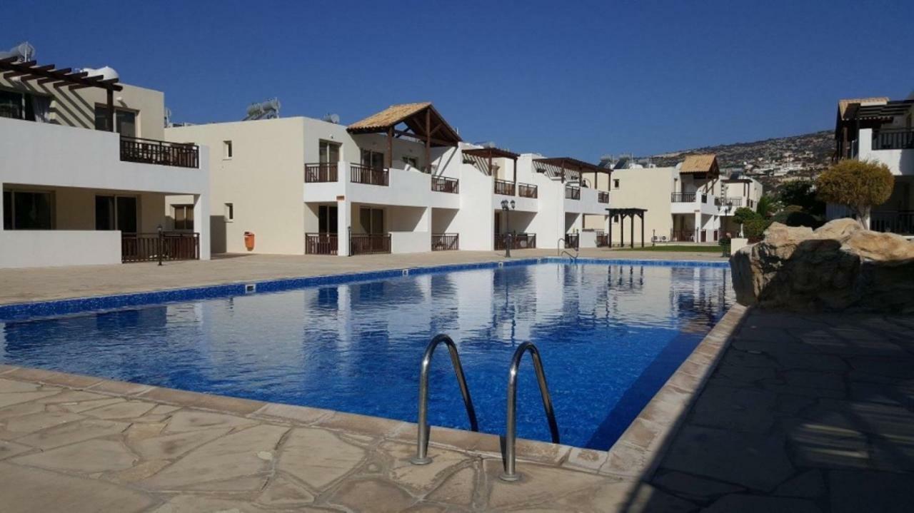 Vanessa 2 Bedroom Apartment Paphos Kültér fotó