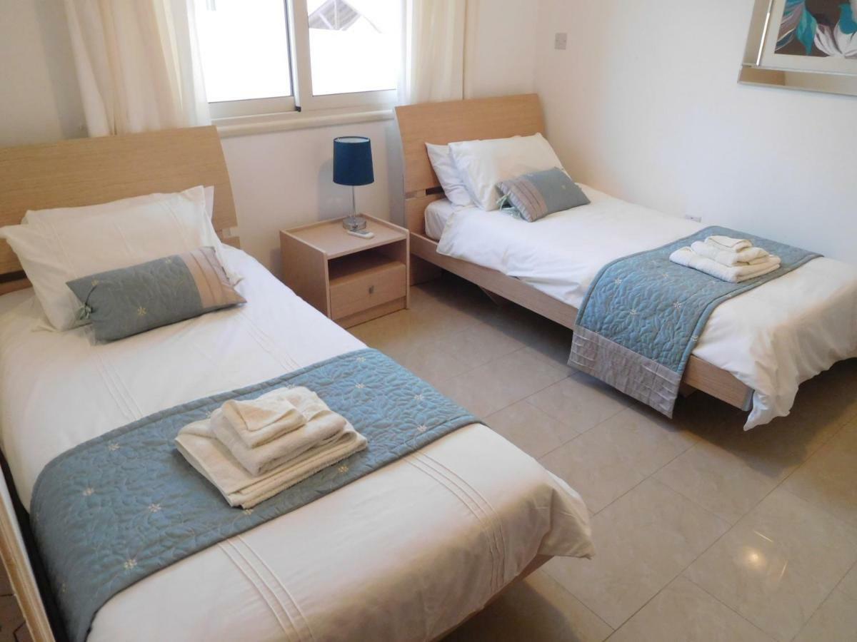 Vanessa 2 Bedroom Apartment Paphos Kültér fotó